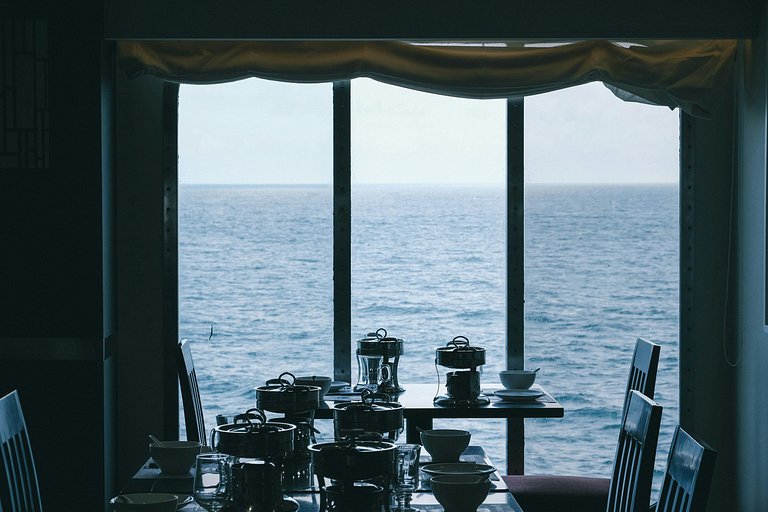 House boat
